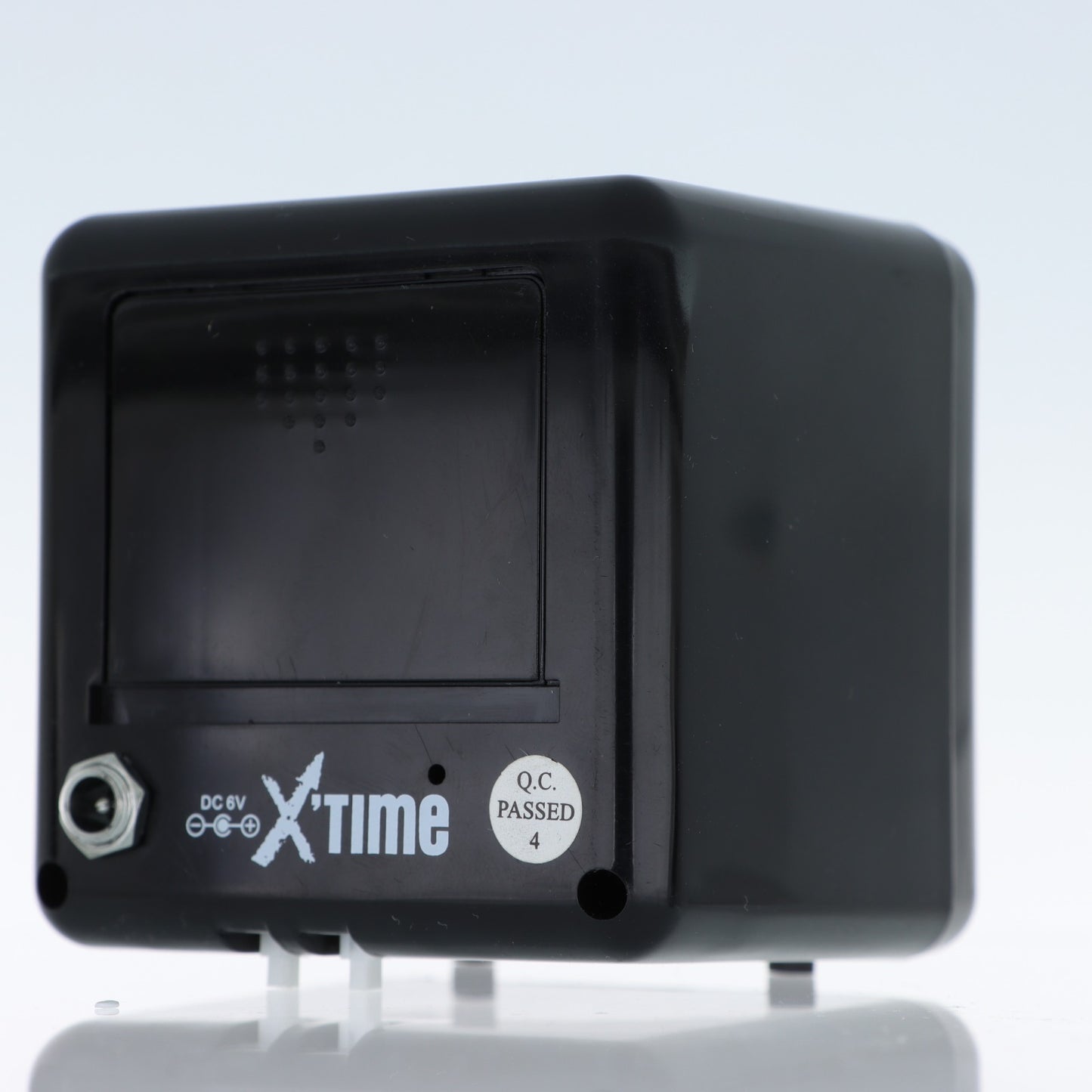 XTime Sveglia Digitale con Termometro Max/Min – Display LCD Grande, Design Nero Lucido