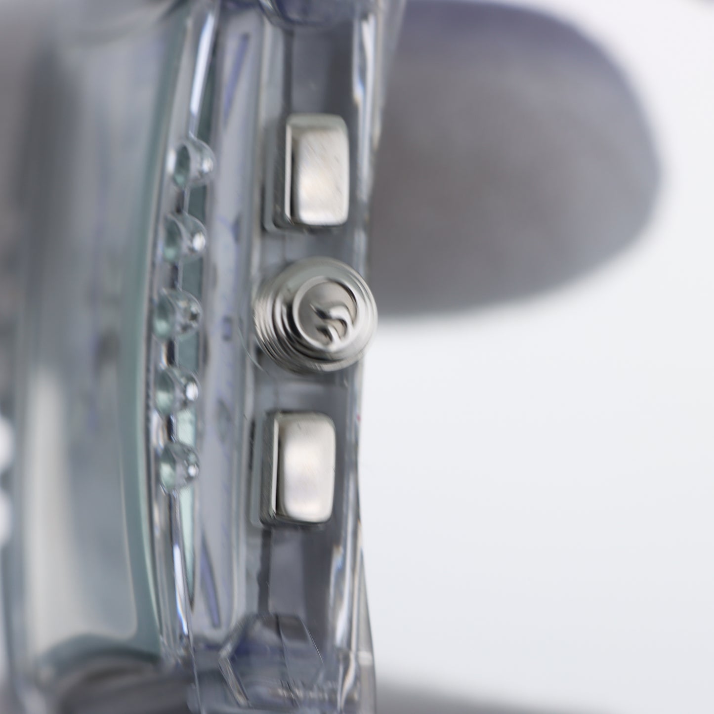 Armada Nueva – Cronografo Cassa Rettangolare Trasparente con Dettagli Lilla e Cinturino Silicone