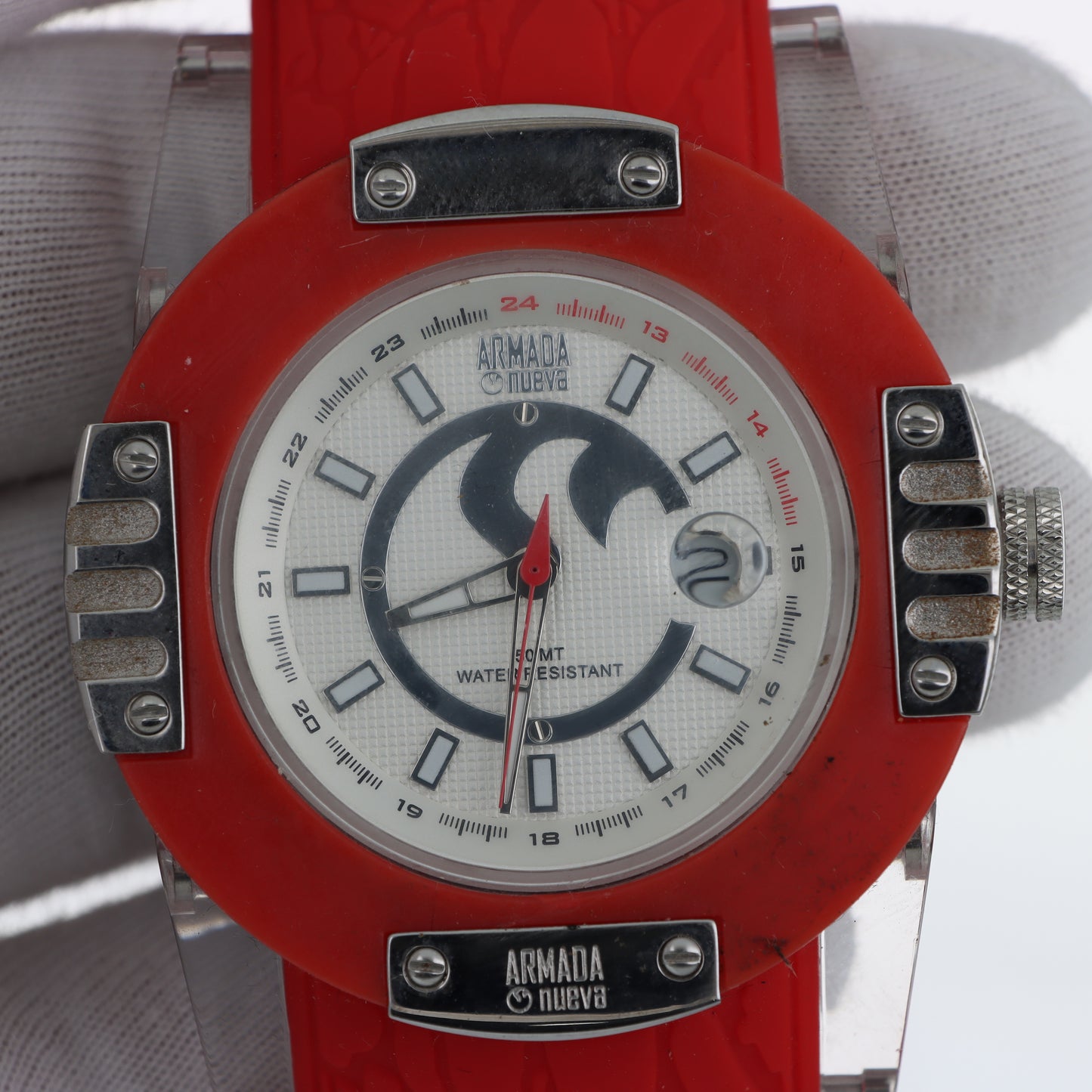 Armada Nueva – Orologio Sport Quadrante Bianco Bezel Rosso Scala 24H Water Resistant 50MT con Data