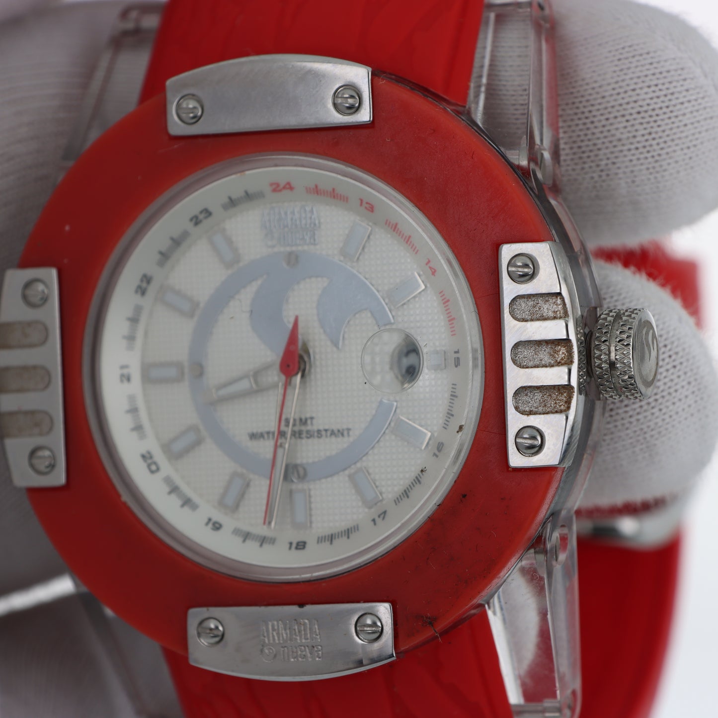 Armada Nueva – Orologio Sport Quadrante Bianco Bezel Rosso Scala 24H Water Resistant 50MT con Data