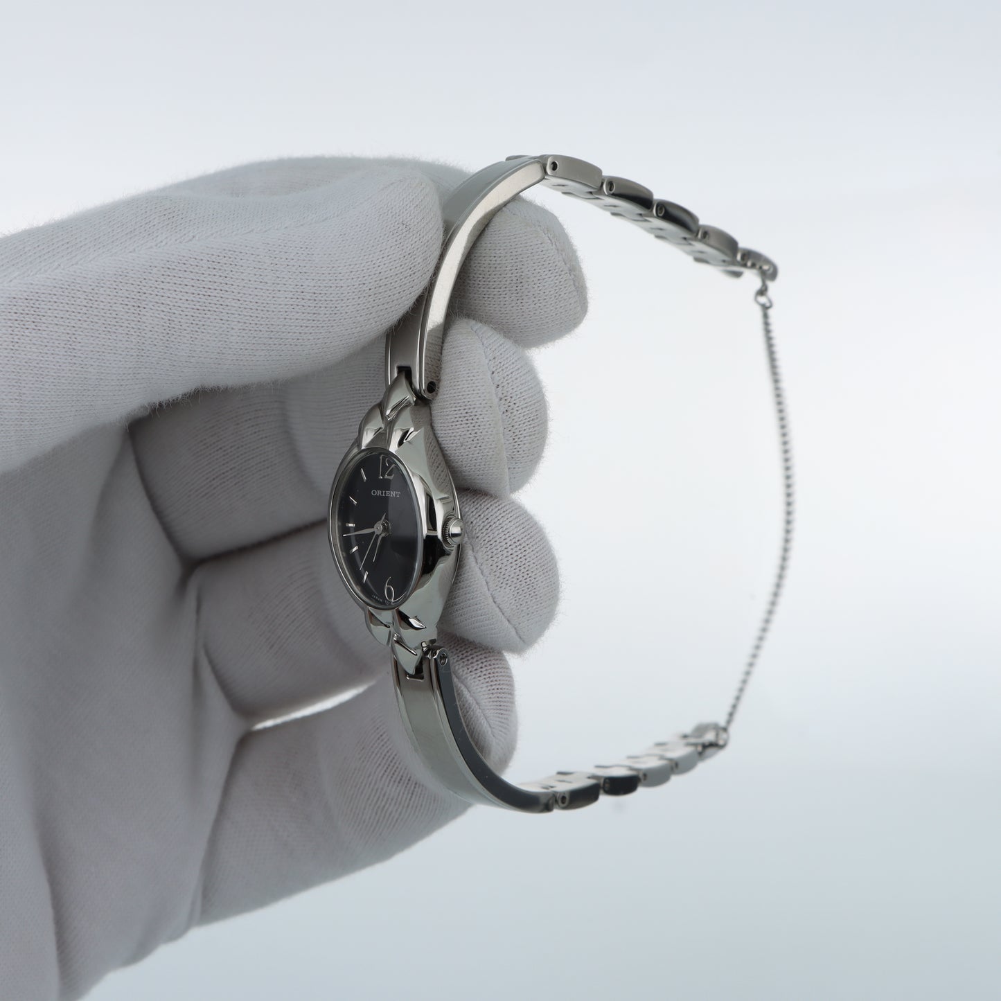 Orologio Orient Lady Marquise - Cassa a Mandorla con Bracciale Geometrico Silver e Quadrante Nero