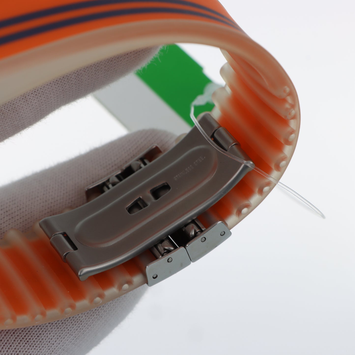Orologio United Colors of Benetton Digital Orange - Display LCD e Cinturino Arancione con Strisce Blu