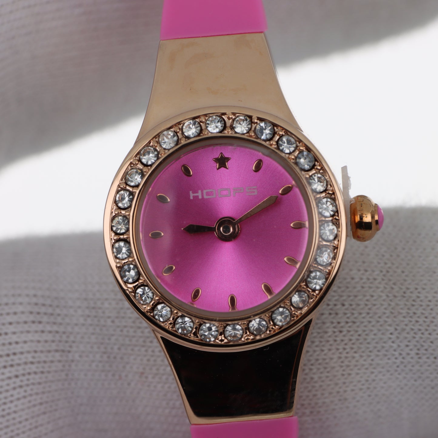 Orologio Hoops Donna – Cassa Rose Gold con Cristalli e Quadrante Fucsia