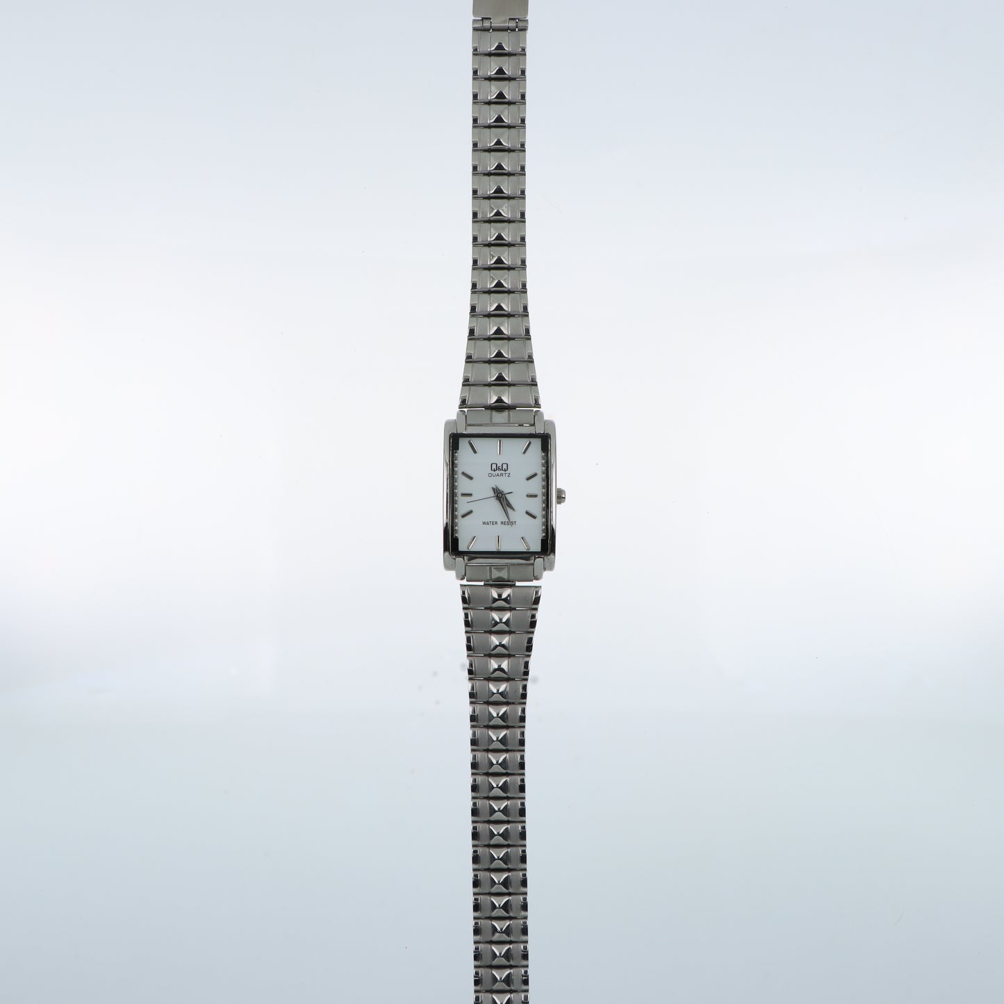 Orologio Q&Q Quartz Rettangolare con Cristalli - Quadrante Bianco e Bracciale in Acciaio
