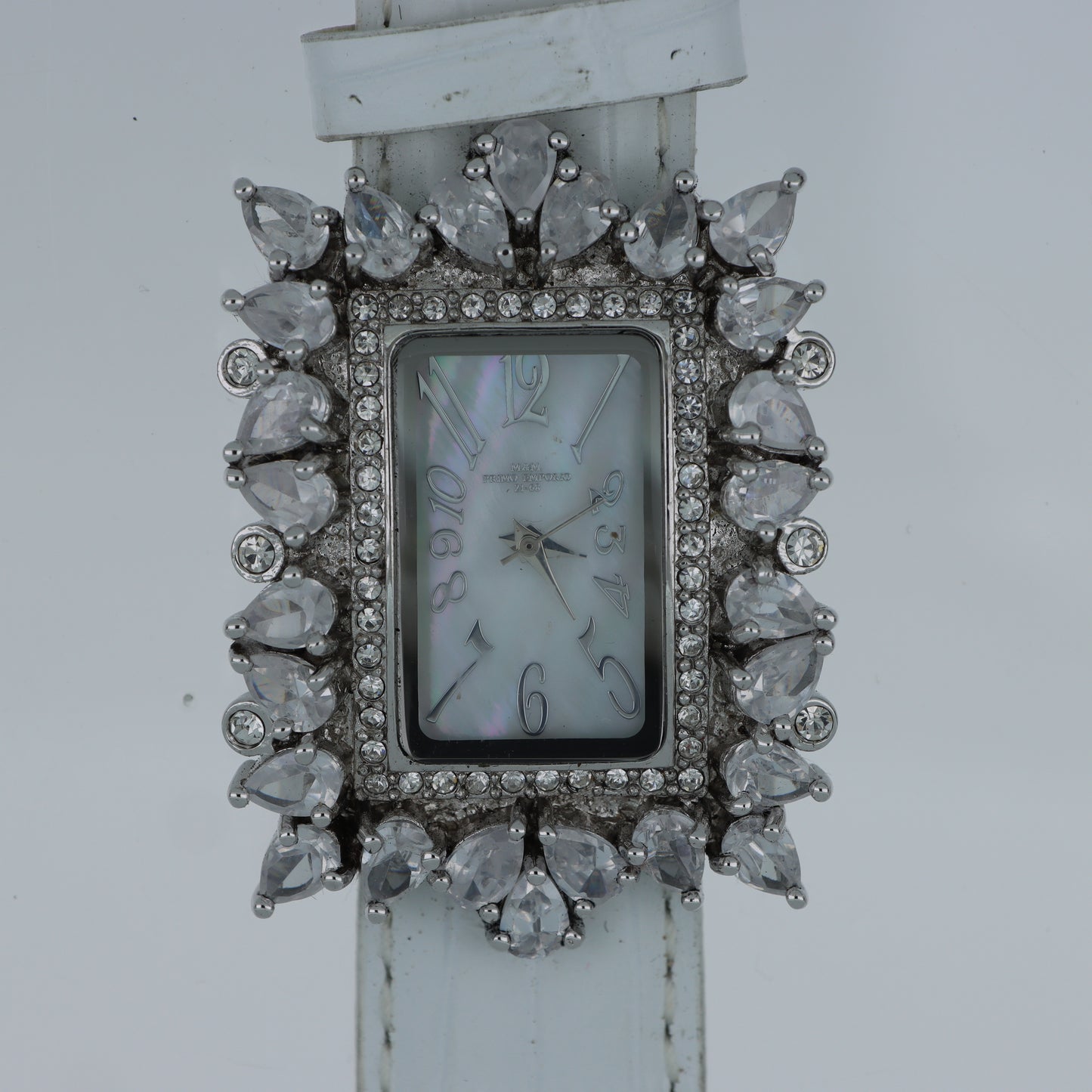 M.&M. Primo Emporio 21-68 – Orologio Donna Corona Cristalli Marquise Argento Madreperla Cinturino Bianco