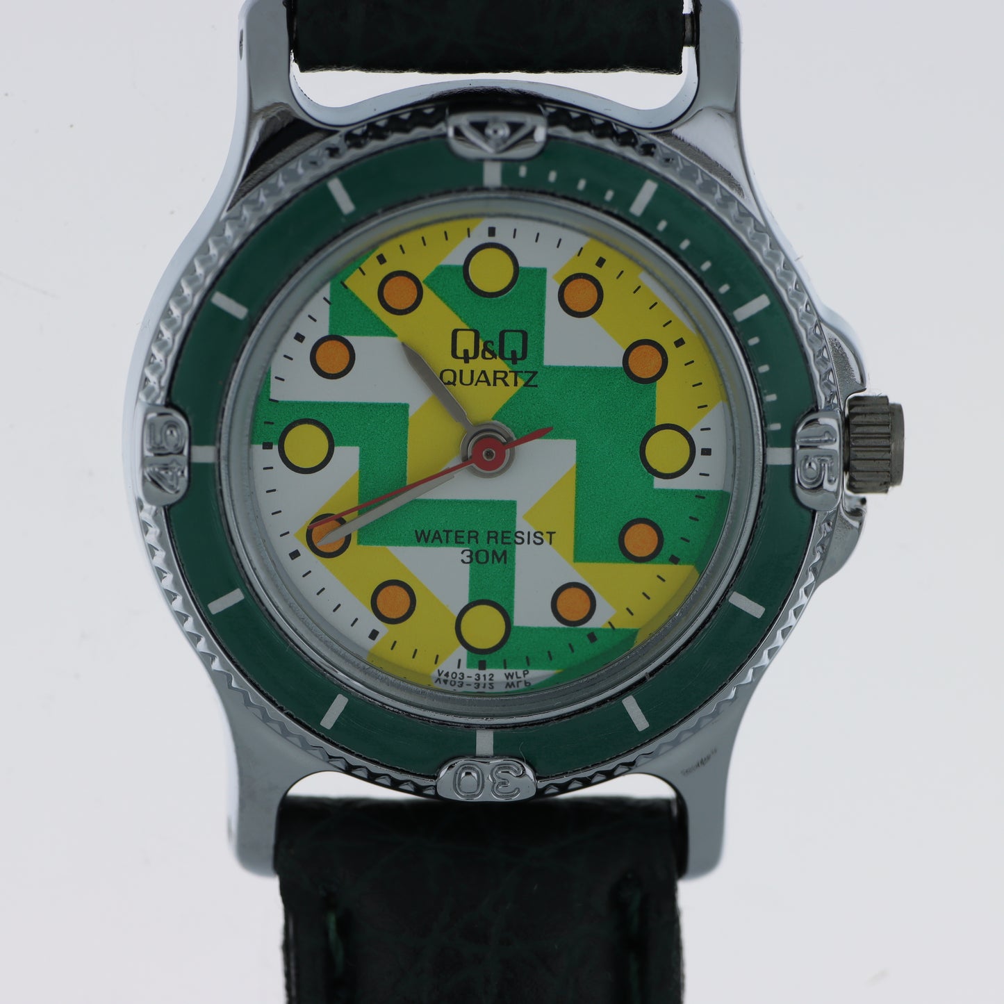 Q&Q Quartz Orologio Uomo – Diver Style Quadrante Grafico Verde Giallo Arancio Cinturino Pelle WR 30M