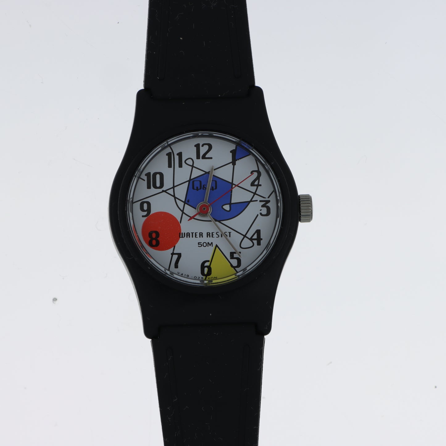 Q&Q Orologio Unisex – Art Edition Quadrante Mondrian Cassa Nera Cinturino Silicone WR 50M