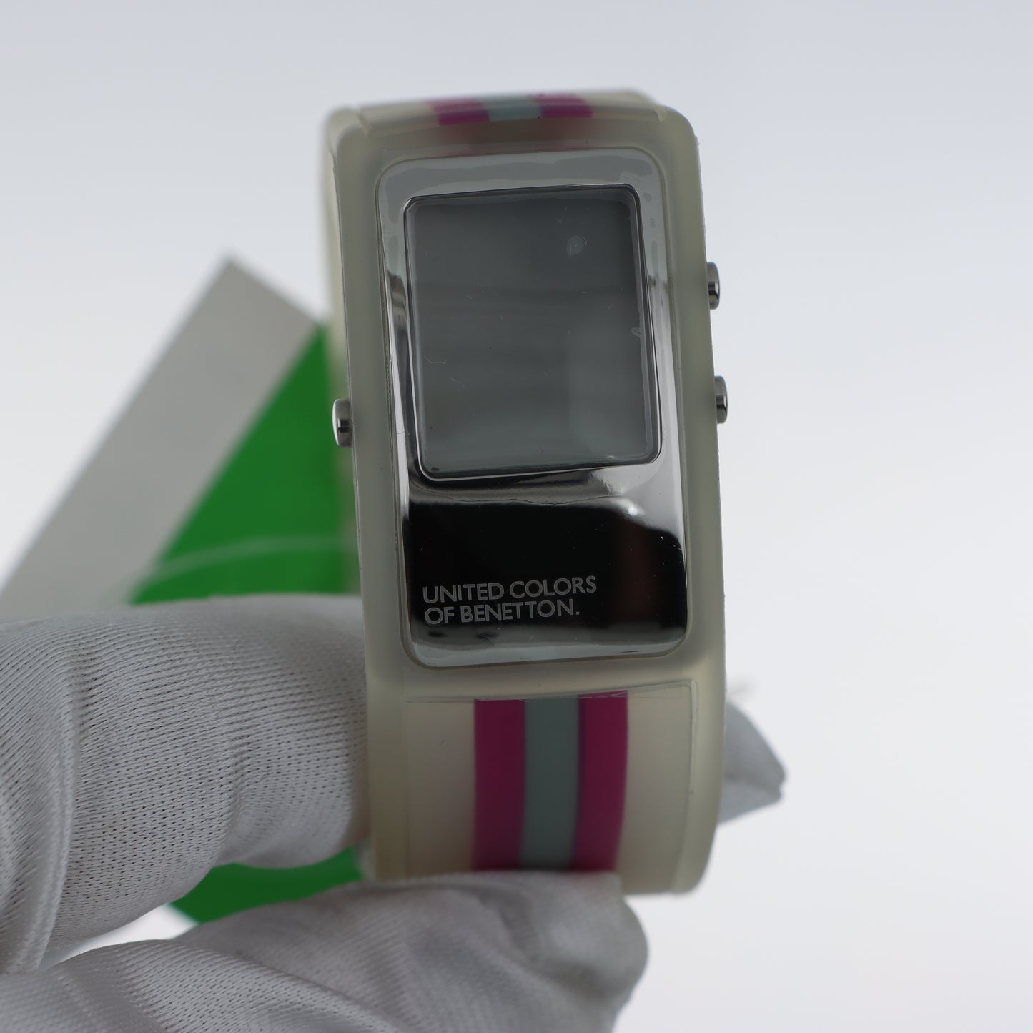 United Colors of Benetton Orologio Digitale – Cassa a Specchio Cinturino Righe Bianco Rosa e Grigio