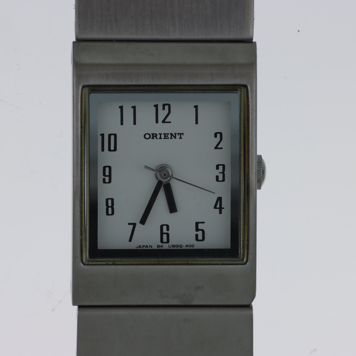 Orologio Orient UBGQ-A00 – Quarzo Rettangolare in Acciaio