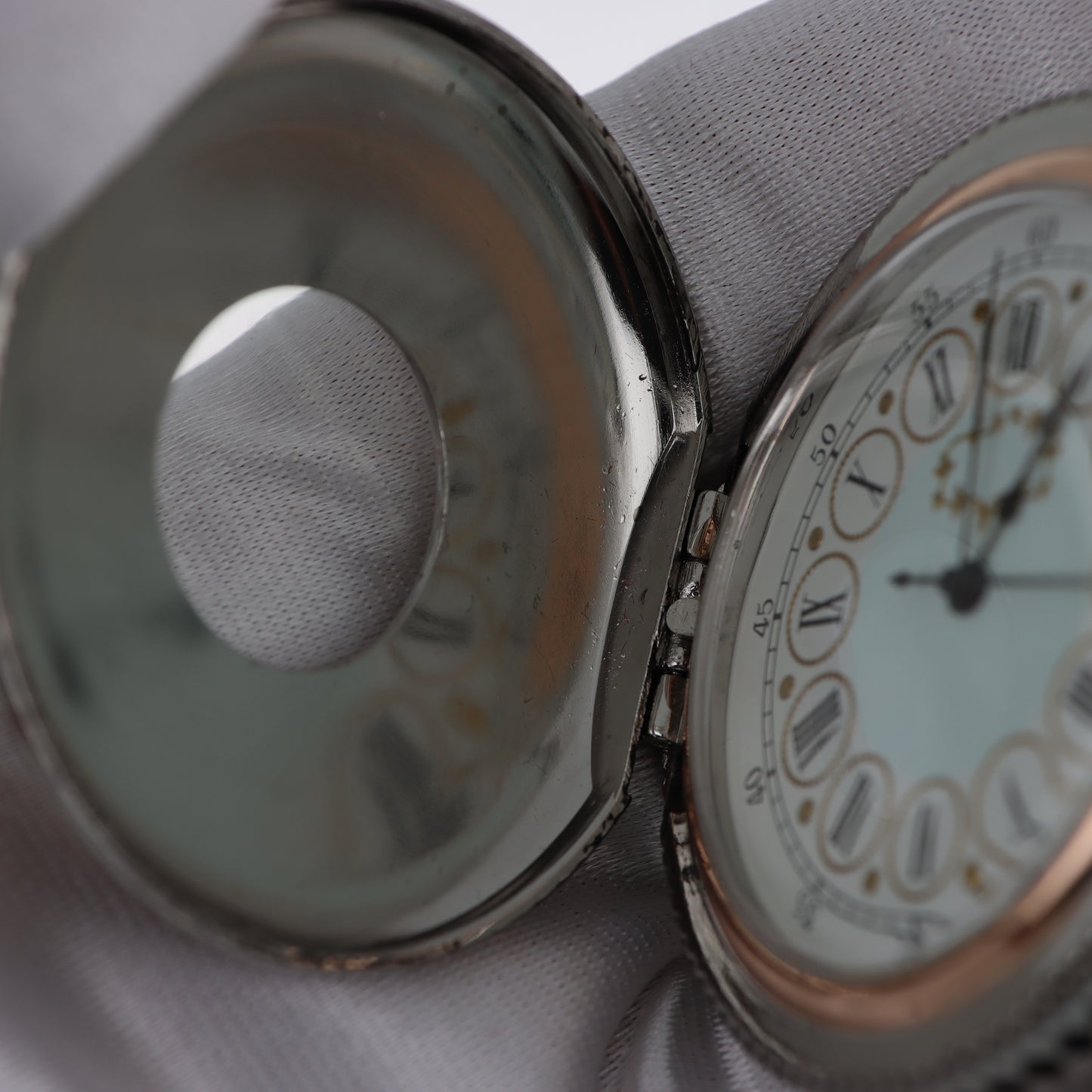 Orologio da Tasca Meccanico Stile Vittoriano – Cassa Argentata Skeleton