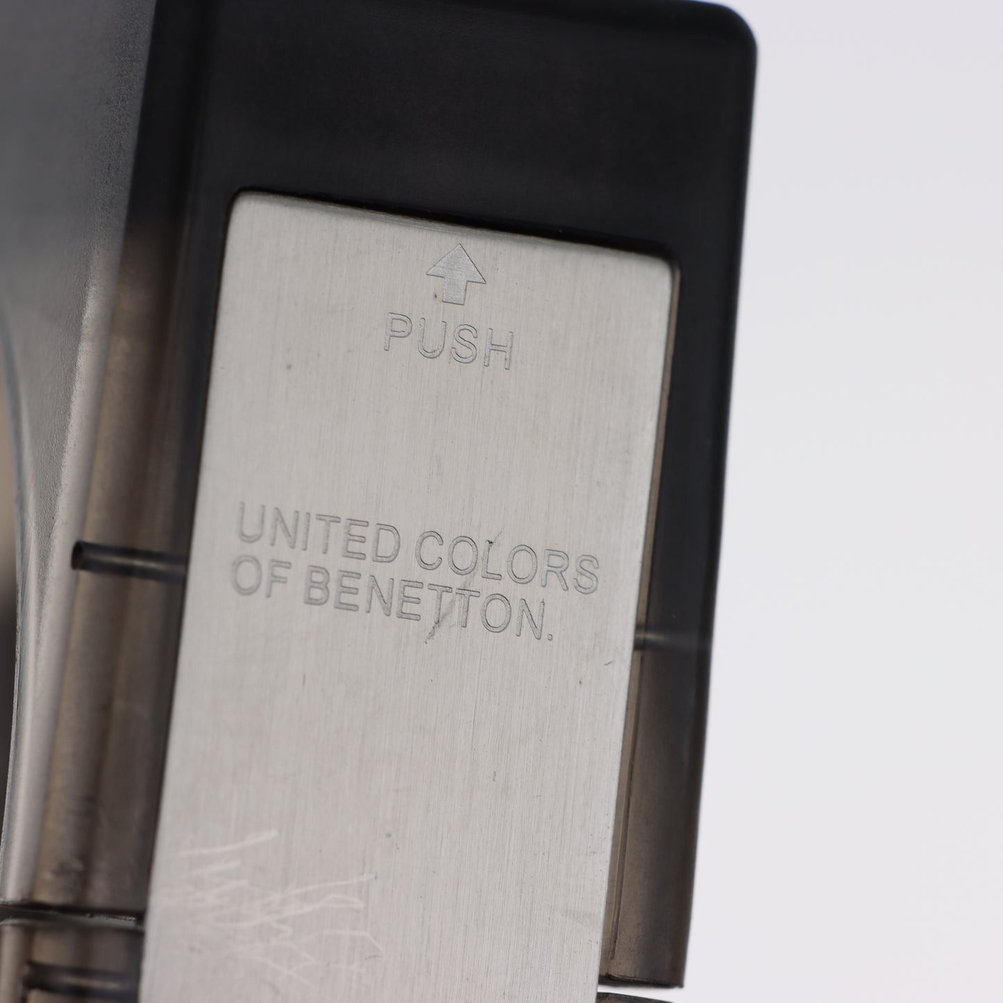 Orologio da Polso Digitale United Colors of Benetton – Cassa Nera Display LCD
