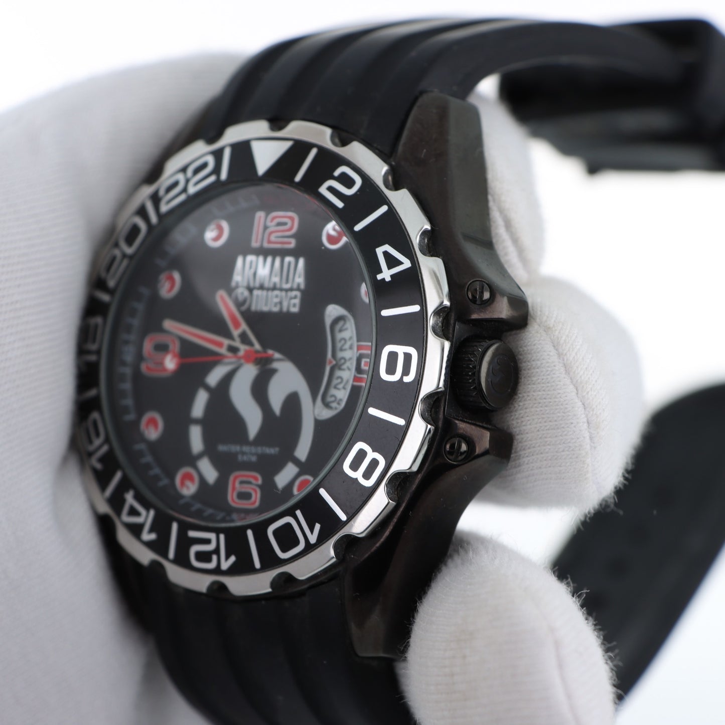Armada Nueva – Orologio Sport Total Black Quadrante Rosso Bezel 24H Water Resistant 5ATM con Data