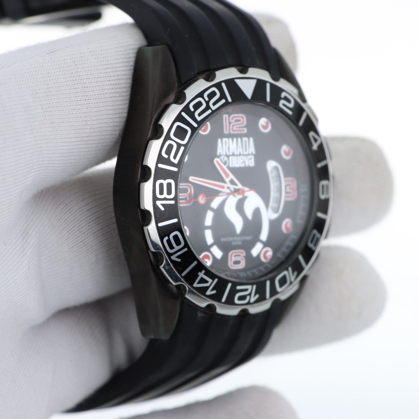 Armada Nueva – Orologio Sport Total Black Quadrante Rosso Bezel 24H Water Resistant 5ATM con Data