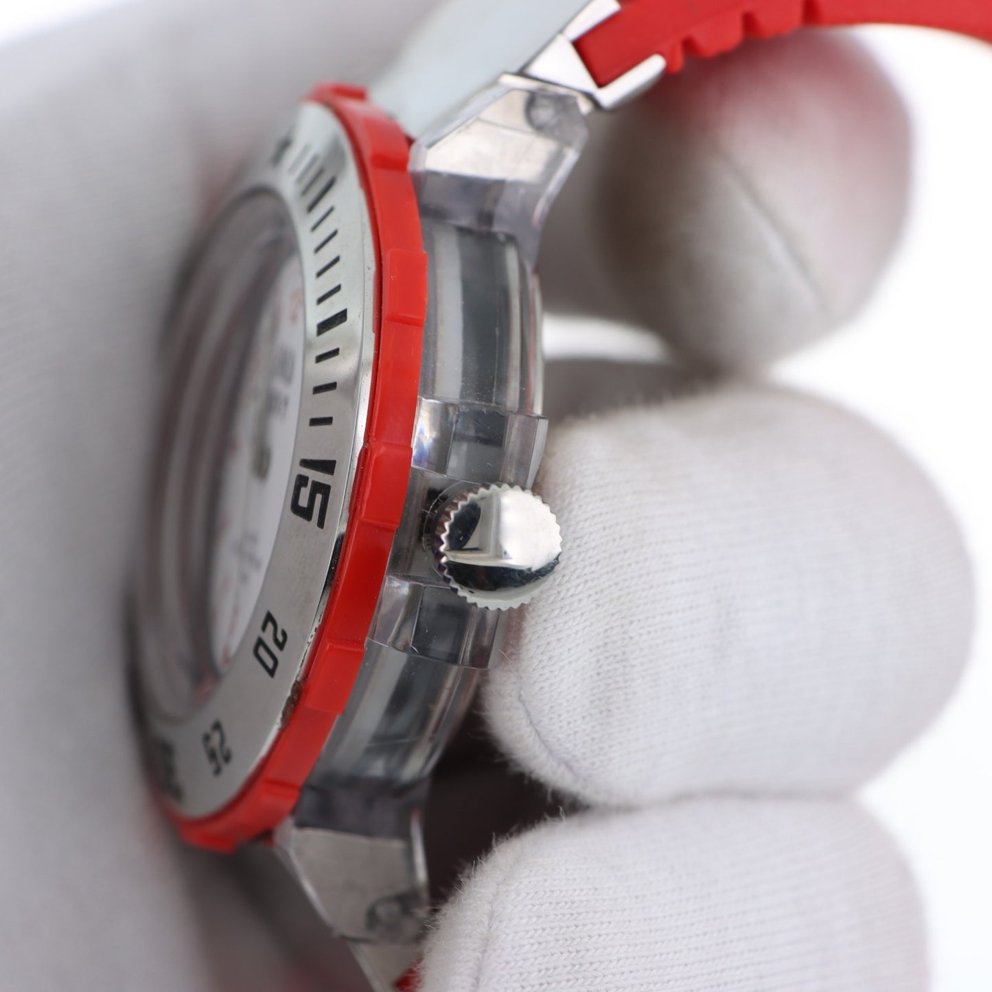 Armada Nueva – Orologio Sport Diving Quadrante Bianco Bezel Rosso Quartz Water Resistant 5ATM con Data