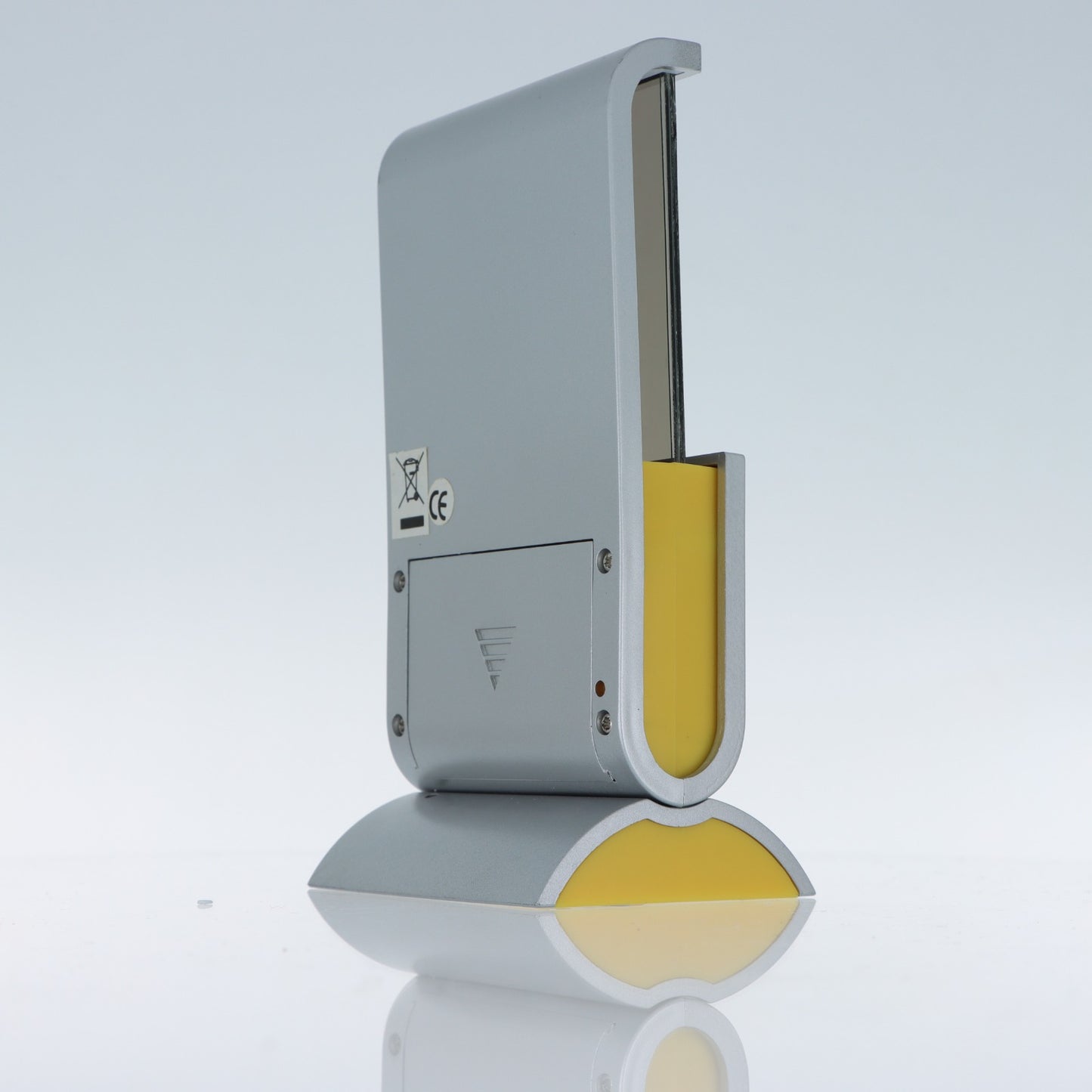 XTime Horloge de table numérique rétroéclairée – Design vertical en aluminium