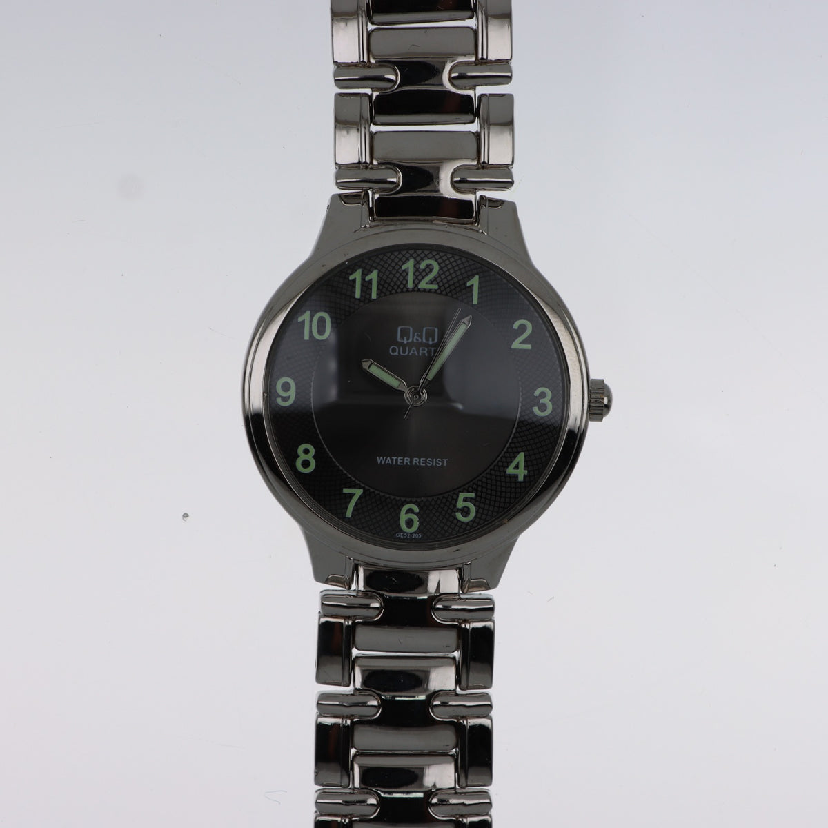 Q&Q Quartz GE52-205 – Orologio Acciaio Silver Quadrante Nero Guilloché Luminescente