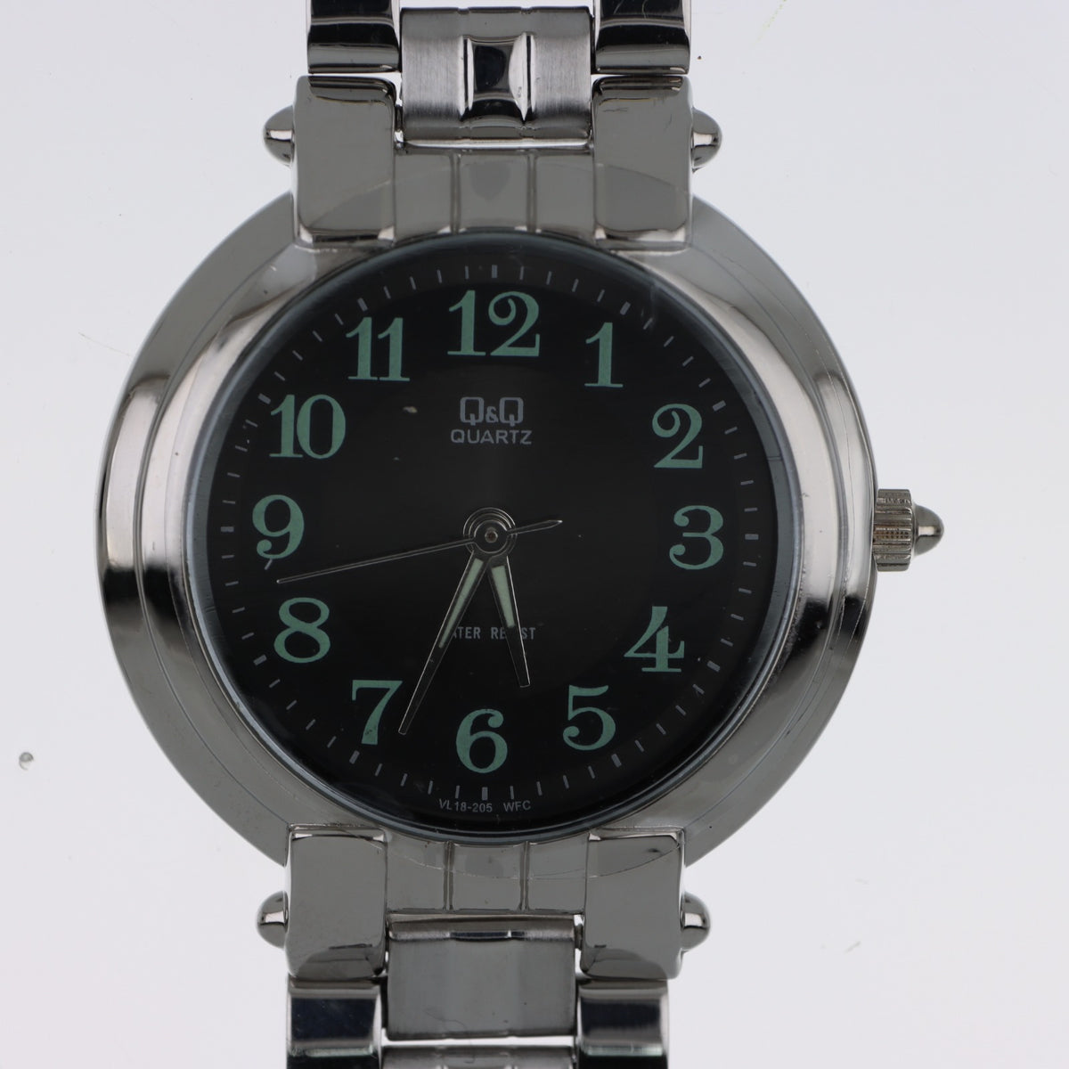 Q&Q Quartz VL18-205 – Orologio Uomo Acciaio Silver Quadrante Nero Full Luminescente