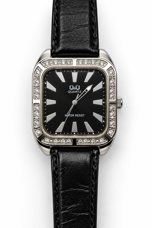 Q&Q Quartz – Orologio Donna Cassa Rettangolare Silver Cristalli Angoli Quadrante Nero Water Resist | Cinturino Nero o Bianco