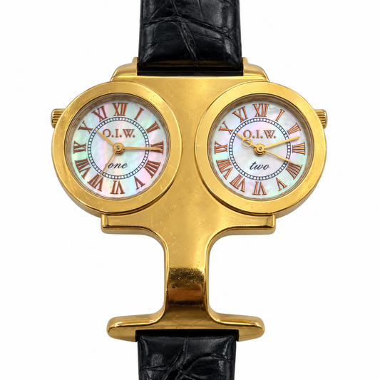 Orologio O.I.W. One Two dorato con doppio quadrante e cinturino nero