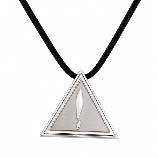 Breil Tribe – Collana Pendente Triangolo Punto Esclamativo Acciaio e Cordino Nero
