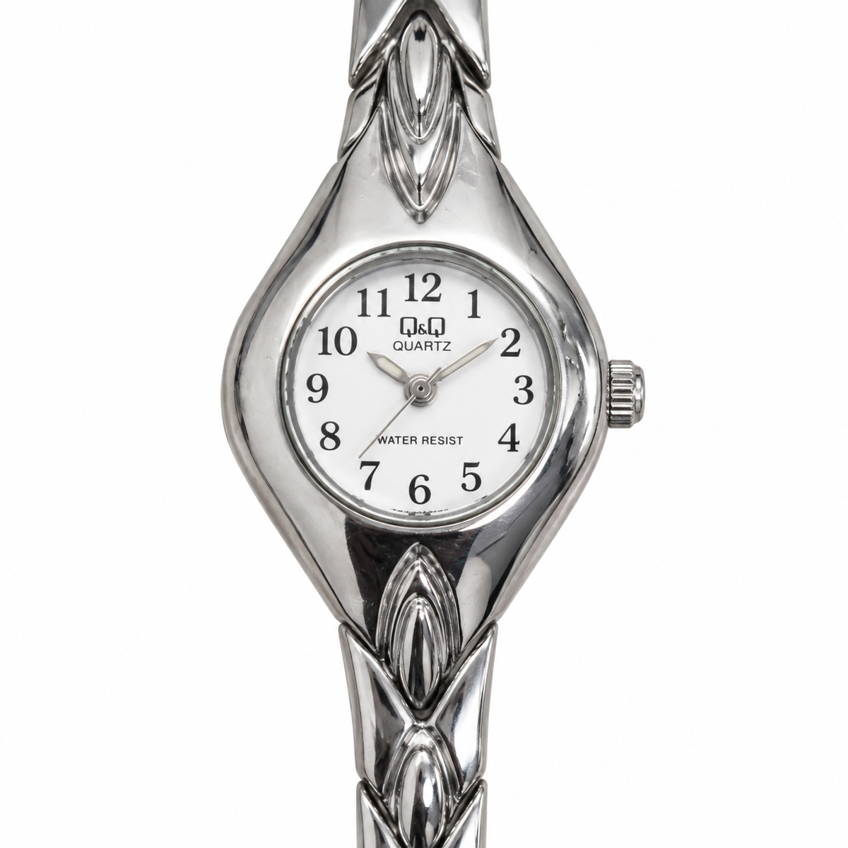 Orologio donna Q&Q al quarzo con quadrante bianco, cassa sagomata color argento e bracciale ornamentale